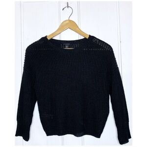 VINTAGE : Ann Taylor : size : S : black long sleeve cropped fall winter sweater